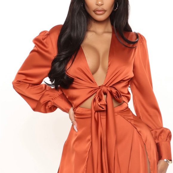 Satin Silk feeling Sexy Dress Size Large Bronze color - Picture 3 of 9